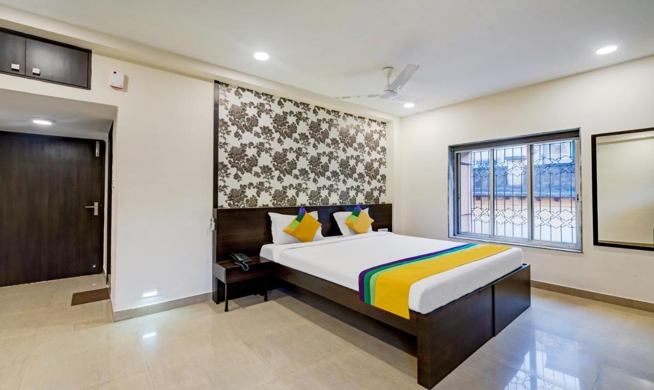 Itsy Hotels Neeranand Plaza Колката Екстер'єр фото