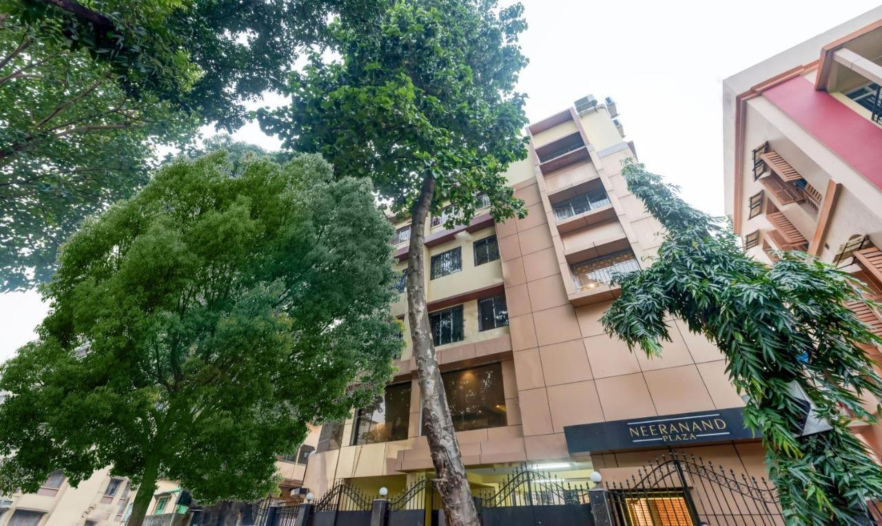 Itsy Hotels Neeranand Plaza Колката Екстер'єр фото
