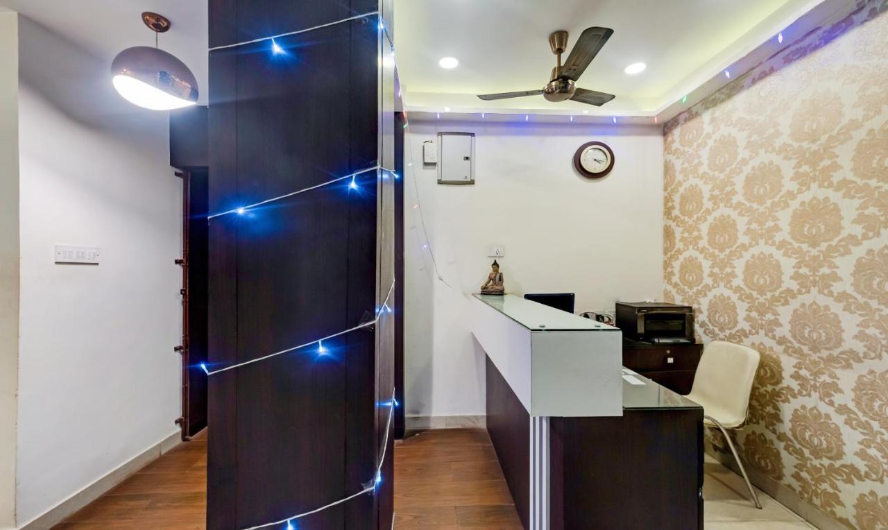 Itsy Hotels Neeranand Plaza Колката Екстер'єр фото